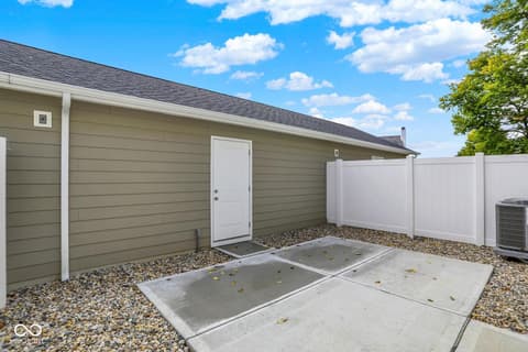 Photo of 8516 Goldfinch Road, Brownsburg, IN