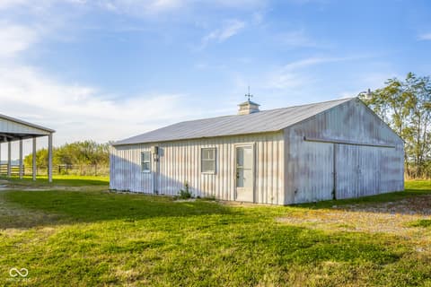 Photo of 3660 E 300 S, Columbus, IN