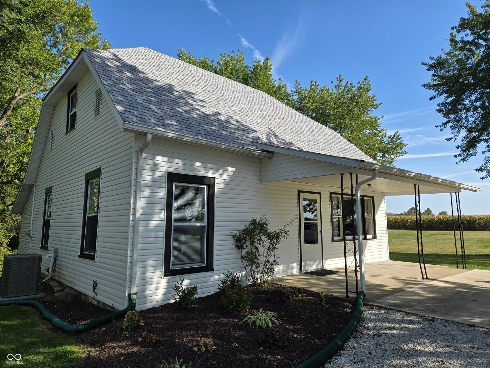 Photo of 101 W Gosch Road, Shelbyville, IN