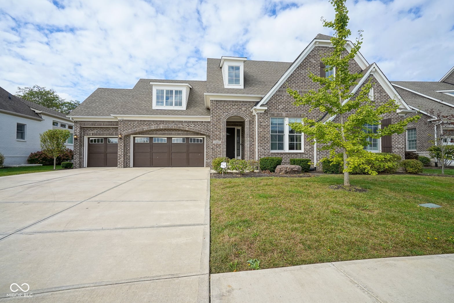 Front exterior at 12162 Ams Run, Carmel, IN