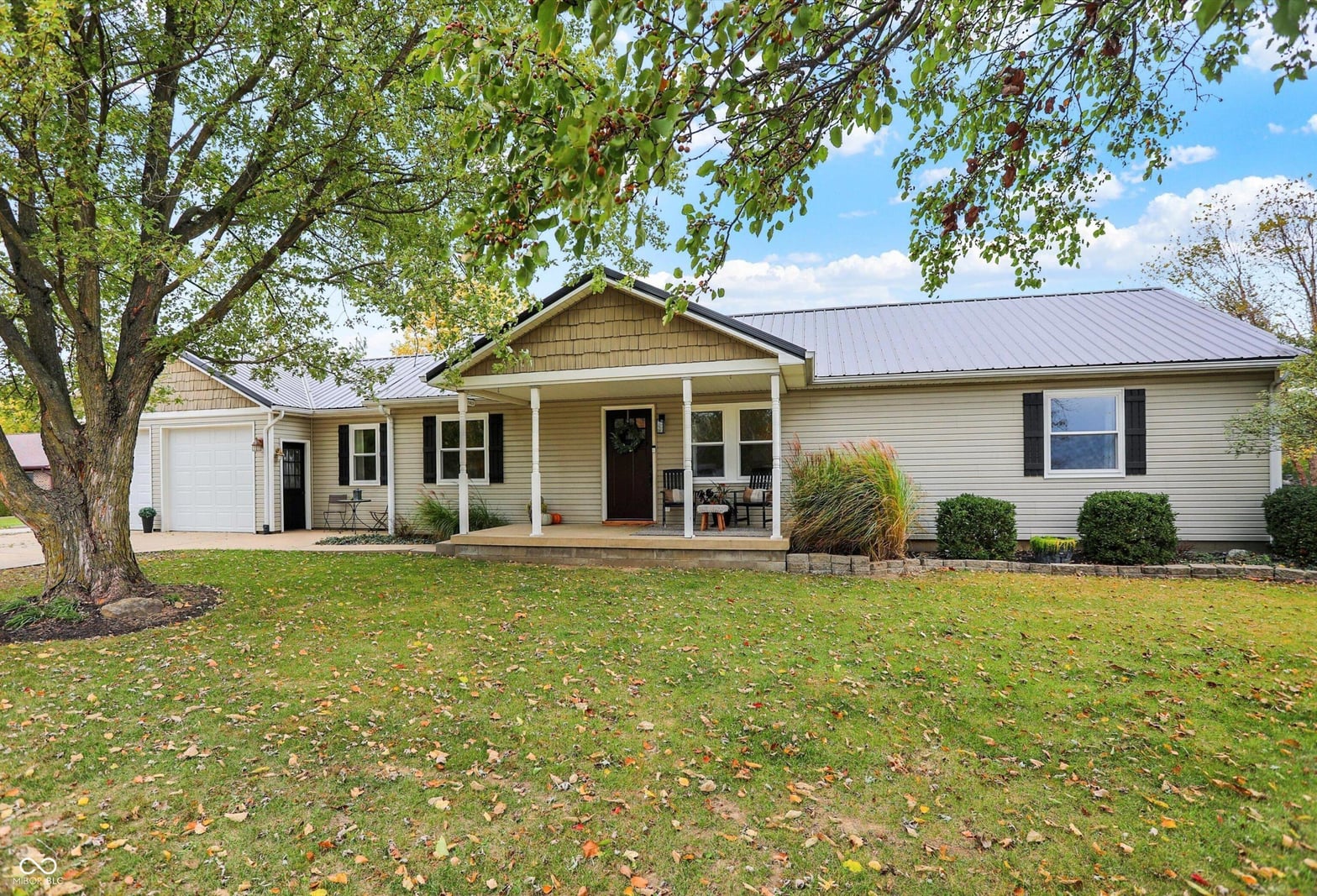 Front exterior at 22304 Craig Avenue, Noblesville, IN