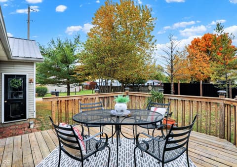 Outdoor living area at 22304 Craig Avenue, Noblesville, IN