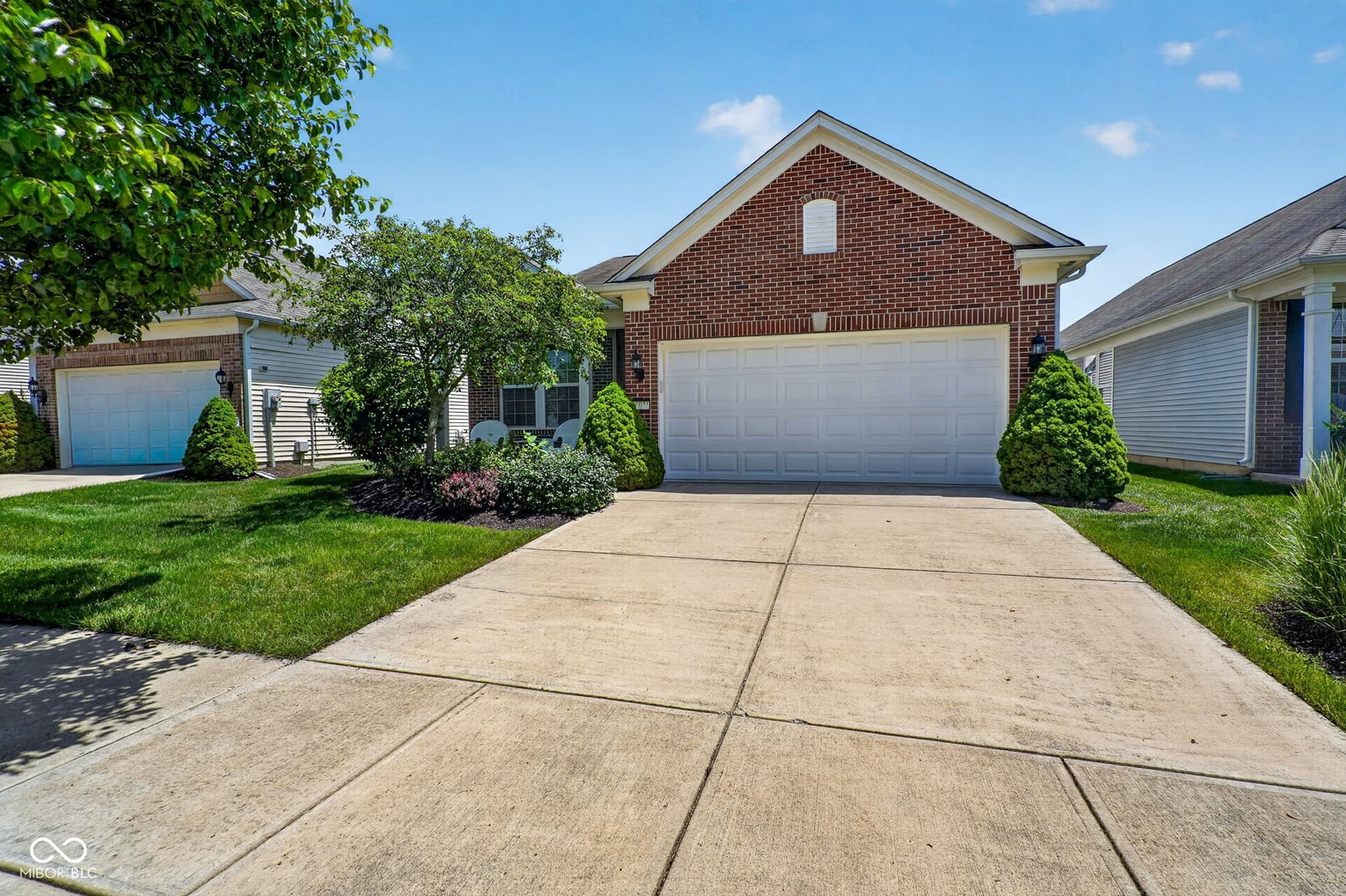 Front exterior at 16031 Lambrusco Way, Fishers, IN