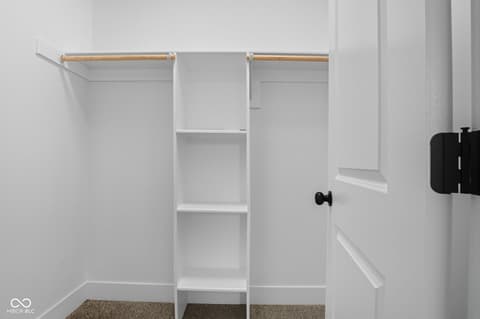 Walk In Closets — 58 N Kealing Avenue, Indianapolis, IN