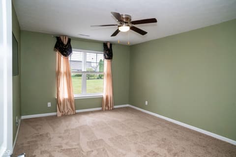 Photo of 1226 Arlington Drive, Greenfield, IN
