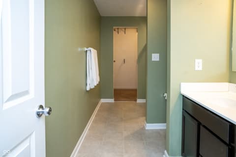 Photo of 1226 Arlington Drive, Greenfield, IN