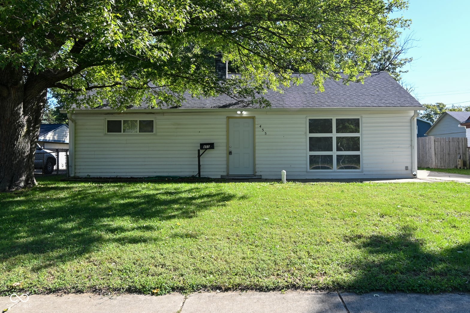 Photo of 455 Southgate Drive, Greenwood, IN