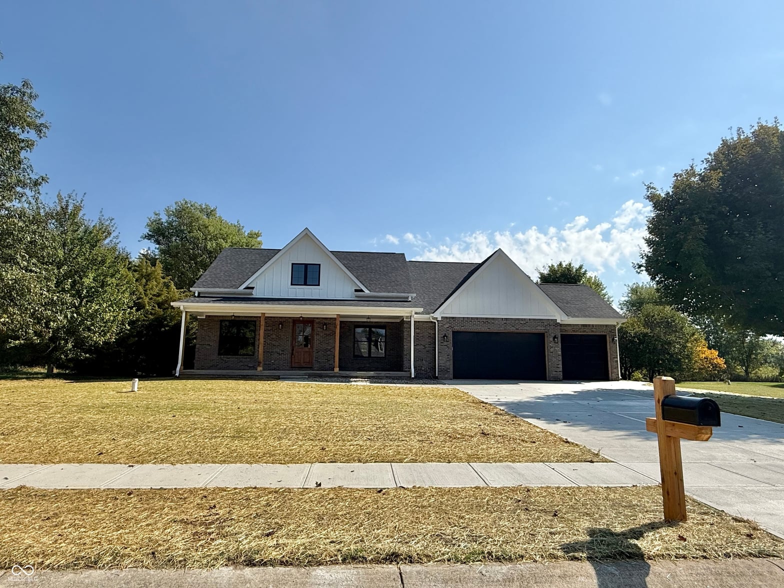 Photo of 4655 Katei Lane, Coatesville, IN