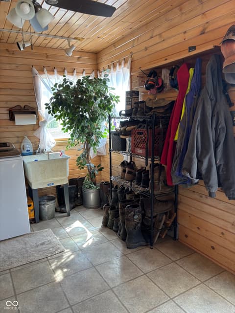 Photo of 6951 W 450 S, Columbus, IN