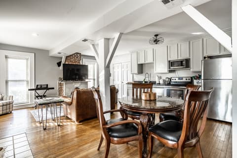 Dining room at 1514 N College Avenue, Indianapolis, IN