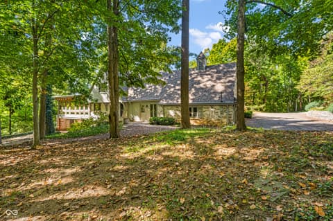 Photo of 6047 Brokenhurst Road, Indianapolis, IN