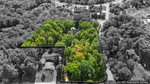 Photo of 6047 Brokenhurst Road, Indianapolis, IN