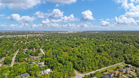 Photo of 6047 Brokenhurst Road, Indianapolis, IN