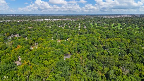 Photo of 6047 Brokenhurst Road, Indianapolis, IN