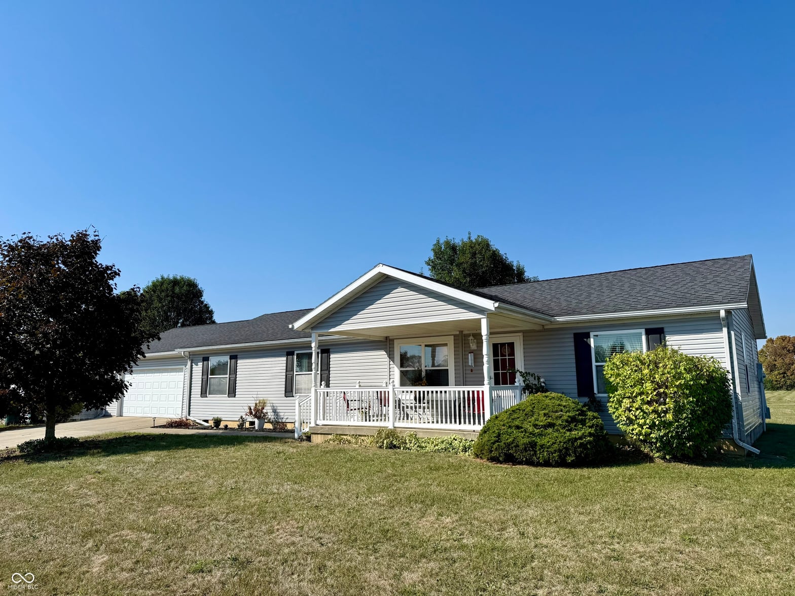 Front exterior at 1260 Oriole Lane, Richmond, IN