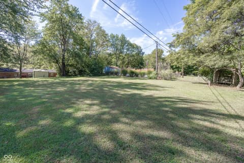 Yard at 4650 E Shady Lane, Mooresville, IN