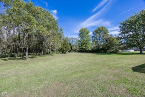 Yard at 4650 E Shady Lane, Mooresville, IN