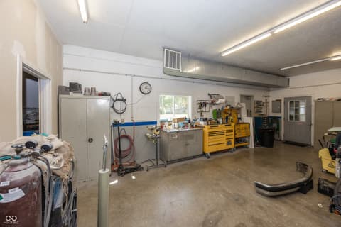 Garage at 4650 E Shady Lane, Mooresville, IN