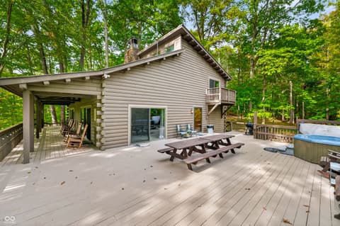Photo of 5998 Bear Creek Road, Morgantown, IN