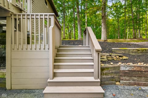 Photo of 5998 Bear Creek Road, Morgantown, IN