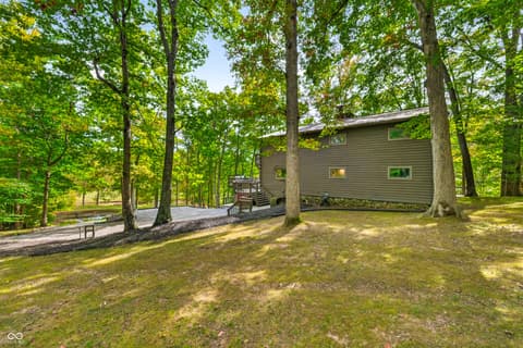 Photo of 5998 Bear Creek Road, Morgantown, IN