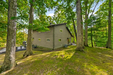 Photo of 5998 Bear Creek Road, Morgantown, IN