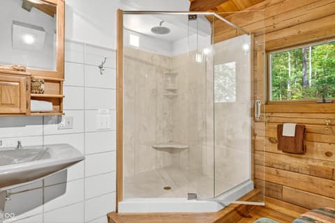 Photo of 5998 Bear Creek Road, Morgantown, IN