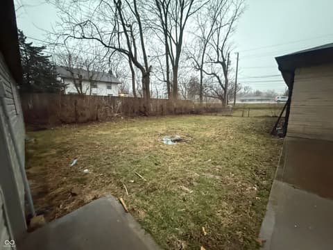 Yard at 7050 Rockville Road, Indianapolis, IN