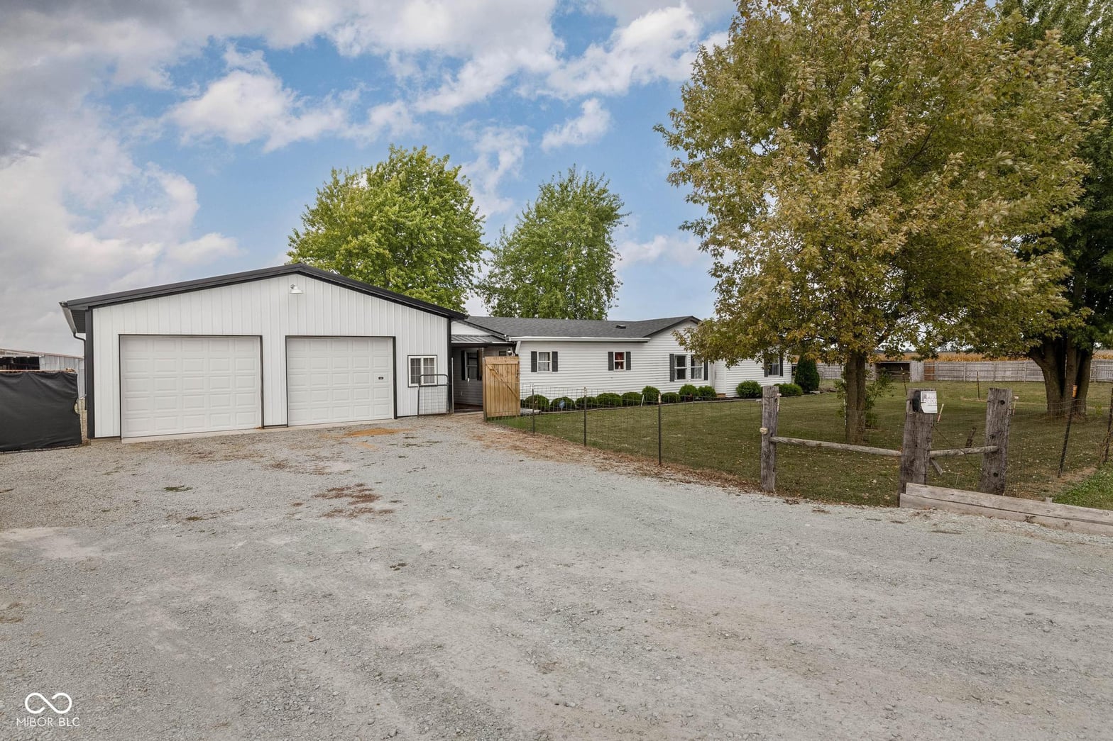 Front exterior at 10417 S SR 109, Markleville, IN