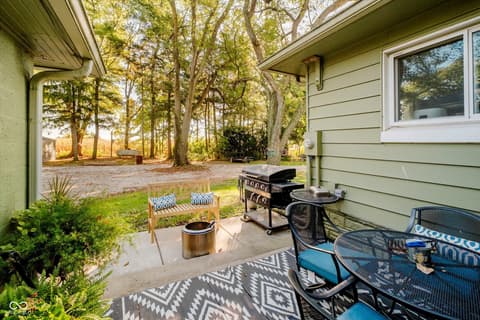 Photo of 26695 Six Points Road, Sheridan, IN