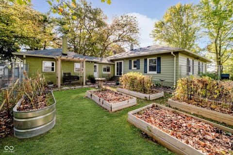 Photo of 26695 Six Points Road, Sheridan, IN