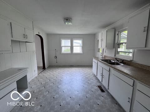 Photo of 625 E Beech Street, Winchester, IN