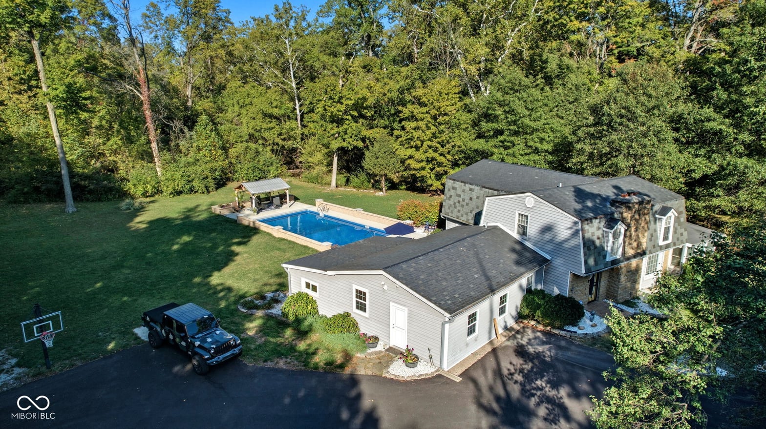 Photo of 15412 Southeastern Parkway, Fishers, IN