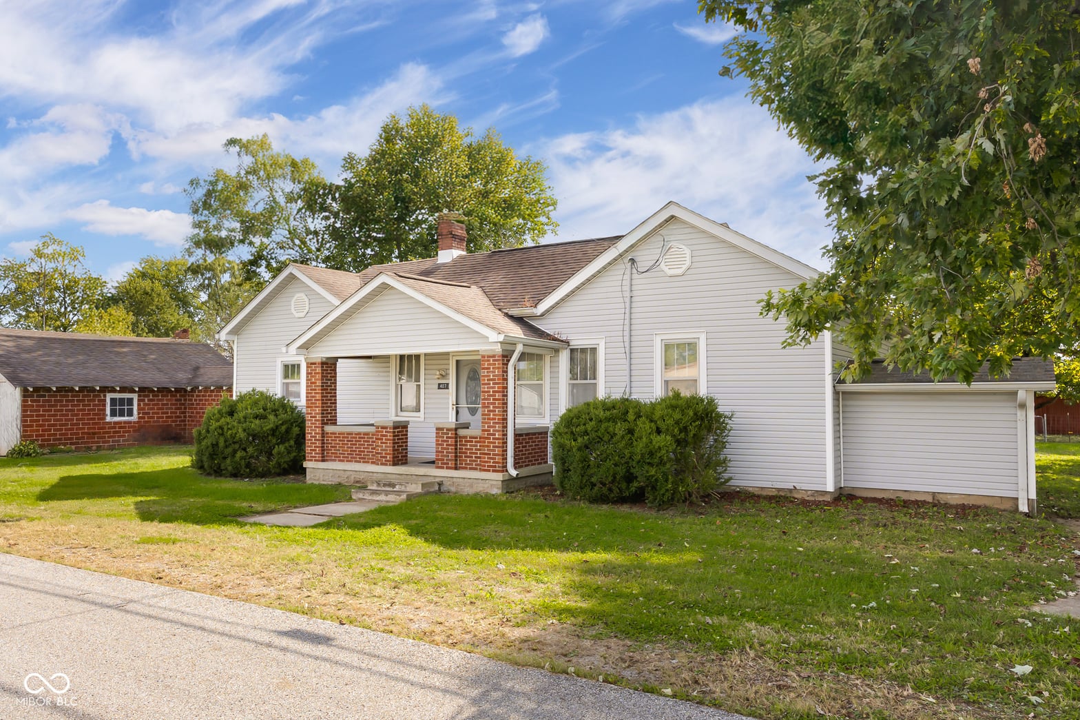 Photo of 407 Mill Street, Jonesville, IN