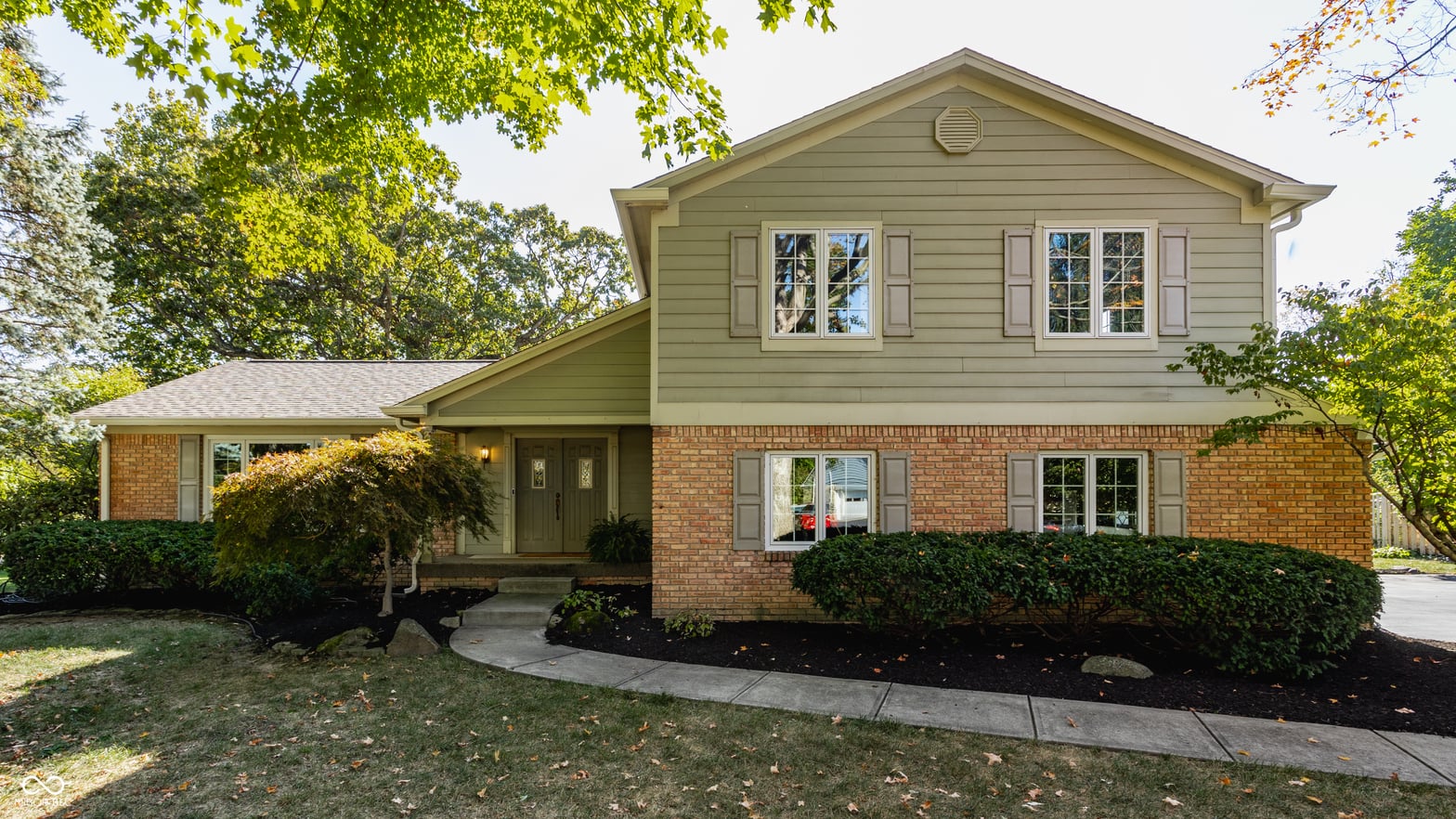 Photo of 9 Lakeview Court, Carmel, IN