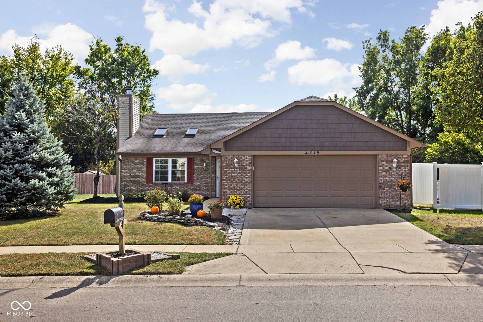 Front exterior at 349 E Quail Wood Lane, Westfield, IN