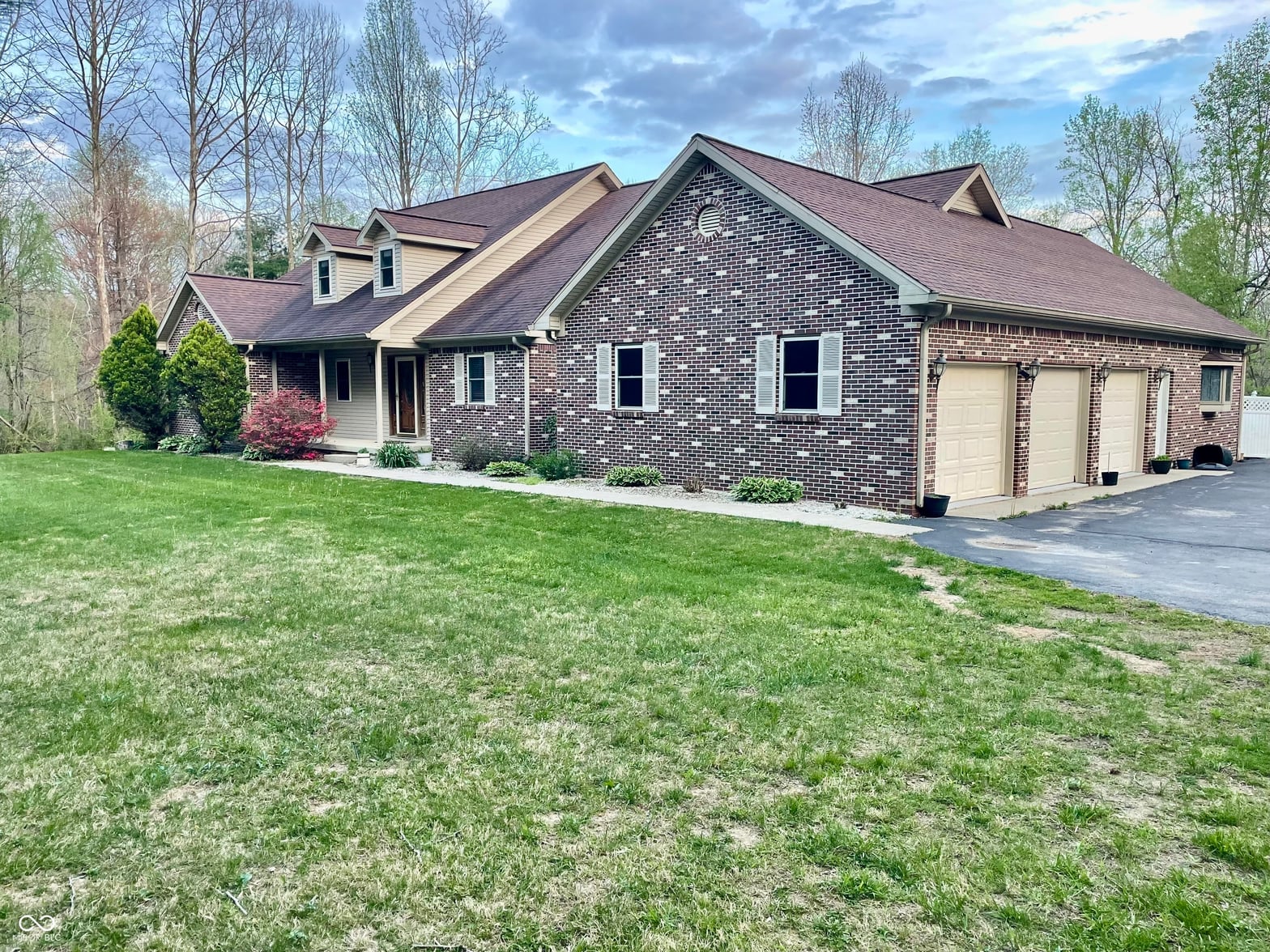 Photo of 1564 W County Road 1050 S, Cloverdale, IN