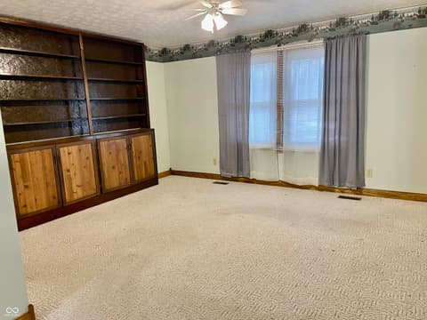 Bedroom at 1564 W County Road 1050 S, Cloverdale, IN