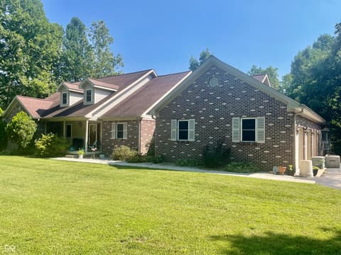 Front exterior at 1564 W County Road 1050 S, Cloverdale, IN