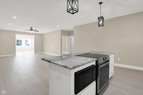 Photo of 10618 N 300 E, Morristown, IN