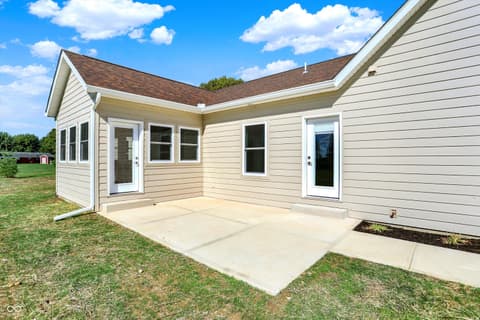 Photo of 10618 N 300 E, Morristown, IN