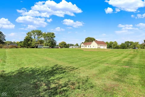 Photo of 10618 N 300 E, Morristown, IN