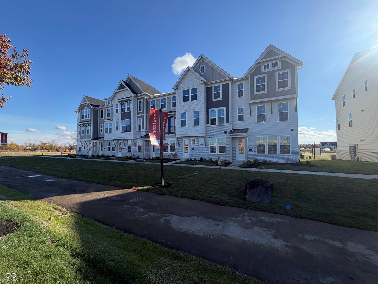 Photo of 422 Elite Street, Westfield, IN