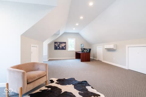 Bonus room at 6415-6419 N Michigan Road, Indianapolis, IN