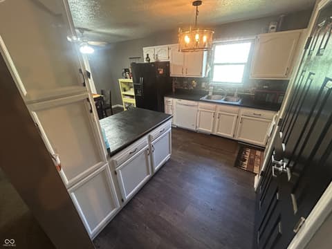 Photo of 929 S Grant Street, Martinsville, IN