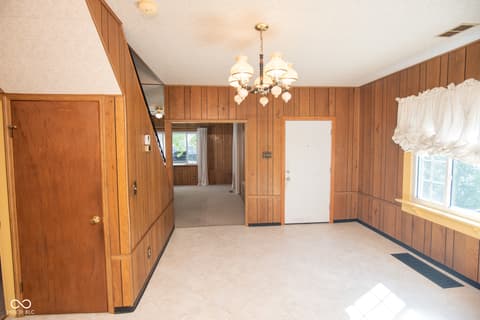 Photo of 527 N Arthur Street, Rushville, IN
