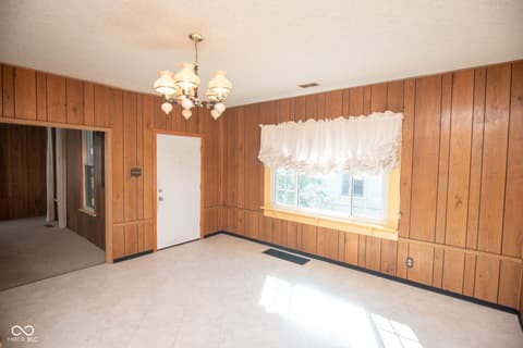 Photo of 527 N Arthur Street, Rushville, IN