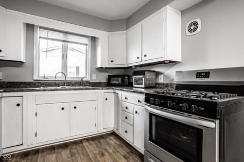 Photo of 1820 Whittier Avenue, Anderson, IN