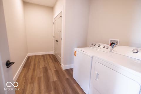 Laundry room at 110 Pin Oak Road, Spencer, IN