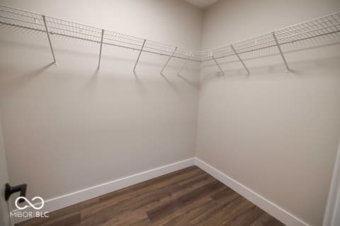 Walk In Closets — 110 Pin Oak Road, Spencer, IN